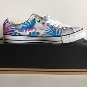 Converse tropical canvas shoes new